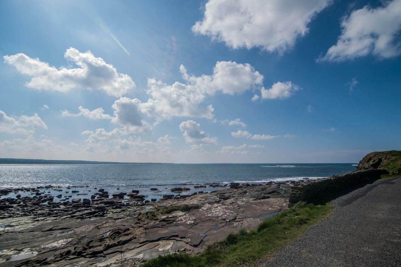 Beside The Sea & Minutes From Cliffs-Clahane Shore Lodge Liscannor Exterior photo